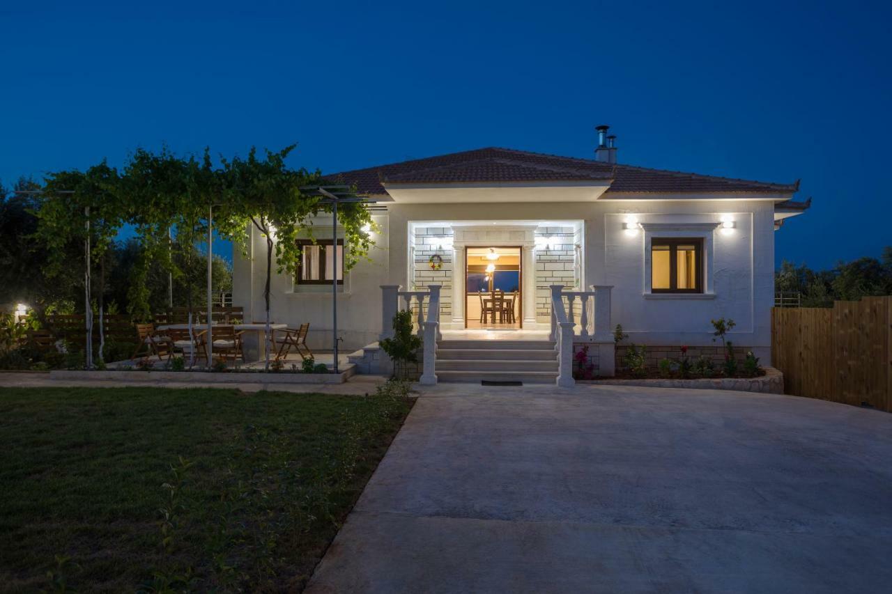Villa Serenity Agia Marina  المظهر الخارجي الصورة